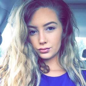 Meet your Posher, Lydia